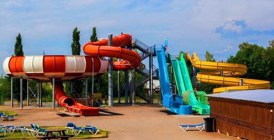 良い価格 ウォーターパーク キッズ アミューズメント スイミングプール ガラス繊維スピラルチューブ ボウル スライドセット オンライン