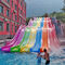 6車線のガラス繊維のマットのレーサー水スライドの虹競争水スライド10mの高さ