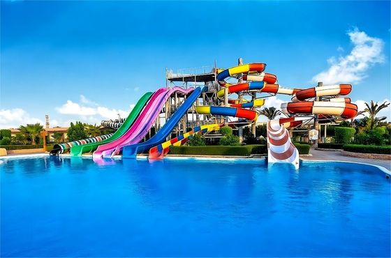 OEM 屋外水遊び公園 子供 ファイバーグラス スライド 遊泳池