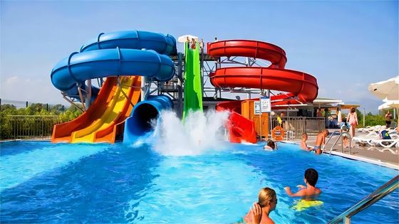 良い価格 10mm 厚さ ガラス繊維 水上滑り台 子供の水上公園 遊び場 遊び場 オンライン