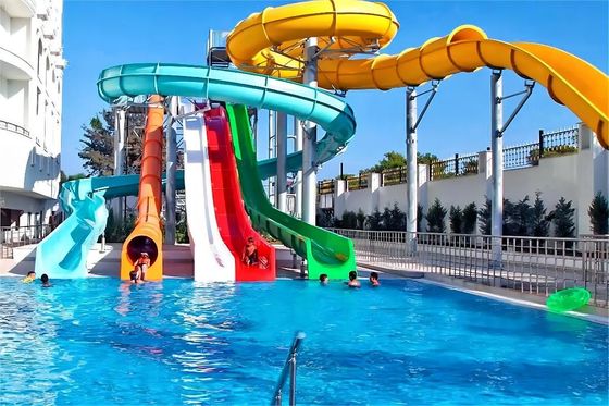 18.5 Kw 水上公園 スライド 遊戯 遊戯 滑行 ファイバーグラス スライド 屋外 子供向け
