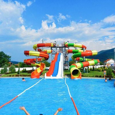 良い価格 OEM キッズパーク 子供 遊び場 水道カーニバル 乗車 装備 スパイラル ファイバーグラス スライドセット オンライン