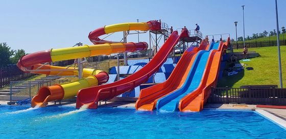 水遊び場 水上プール用水上スライド ガラス繊維