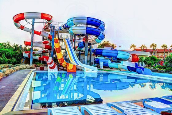 ウォーターパーク 遊び場 ゲーム ガラス繊維 遊具 スパイラルスライド 子供向け