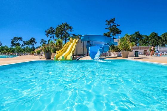 水上公園 児童遊具 泳池用 ガラス繊維スライド 高さ5~12m