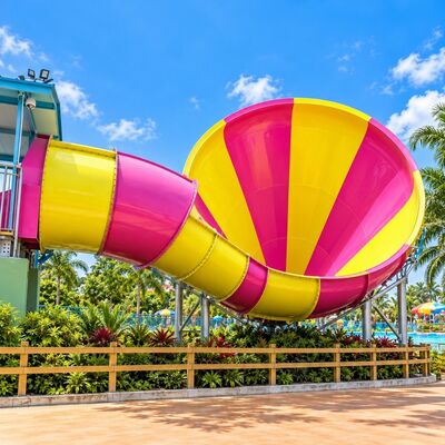 品質 最も人気のある竜巻のフンネル 水スライド ファイバーグラス レインボーカラー 水上乗車 水上公園デザイン 工場
