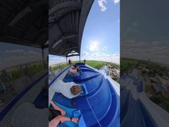大鵬カラフルウォータースライダー